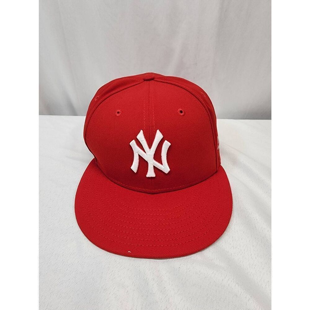 New Era New York Yankees White Red Size 8 Fitted Hat